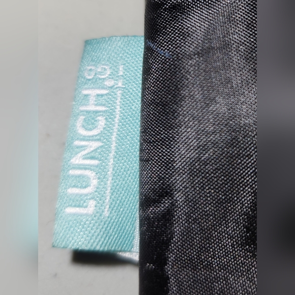 Insulated Lunch Bag - NWT - Picture 2 of 6